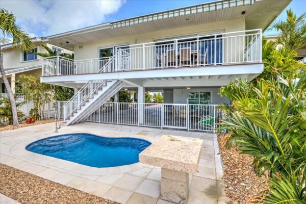 large waterfront vacation rental key colony beach